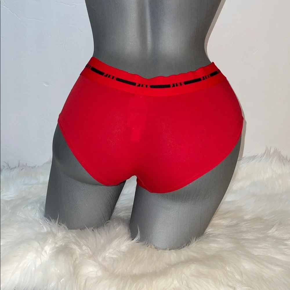 Victoria’s Secret Pink Logo Hipster Underwear Panty. NWT